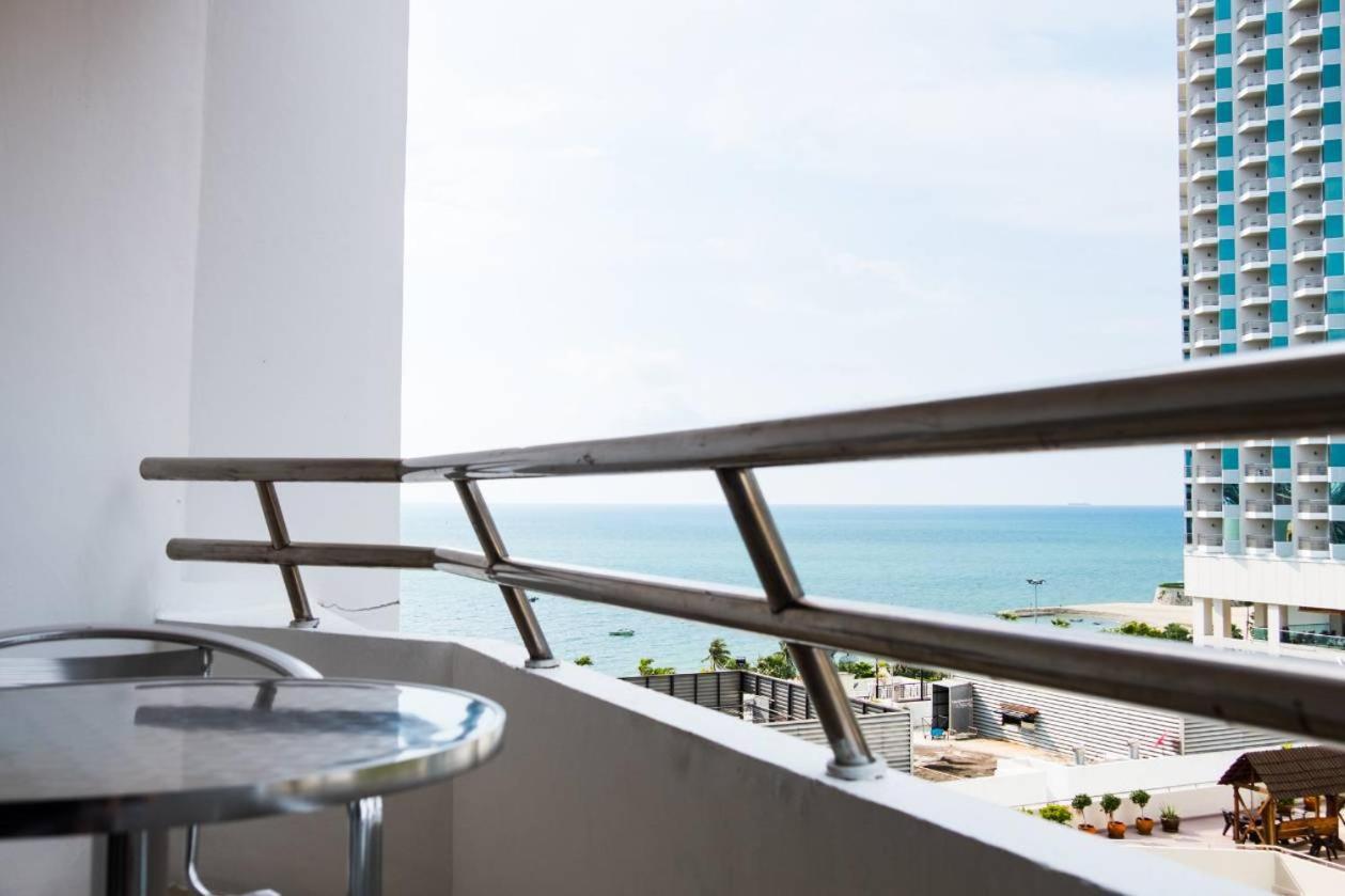 Markland Seaside Pattaya Dış mekan fotoğraf